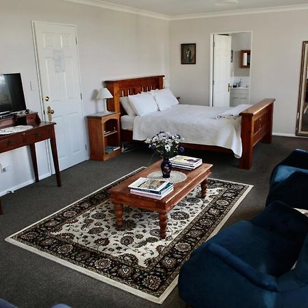 The Loft Bed And Breakfast Taupo Ngoại thất bức ảnh